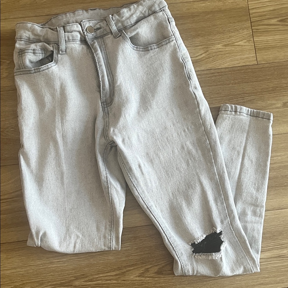 SHEIN Light Gray Distressed Skinny Jeans